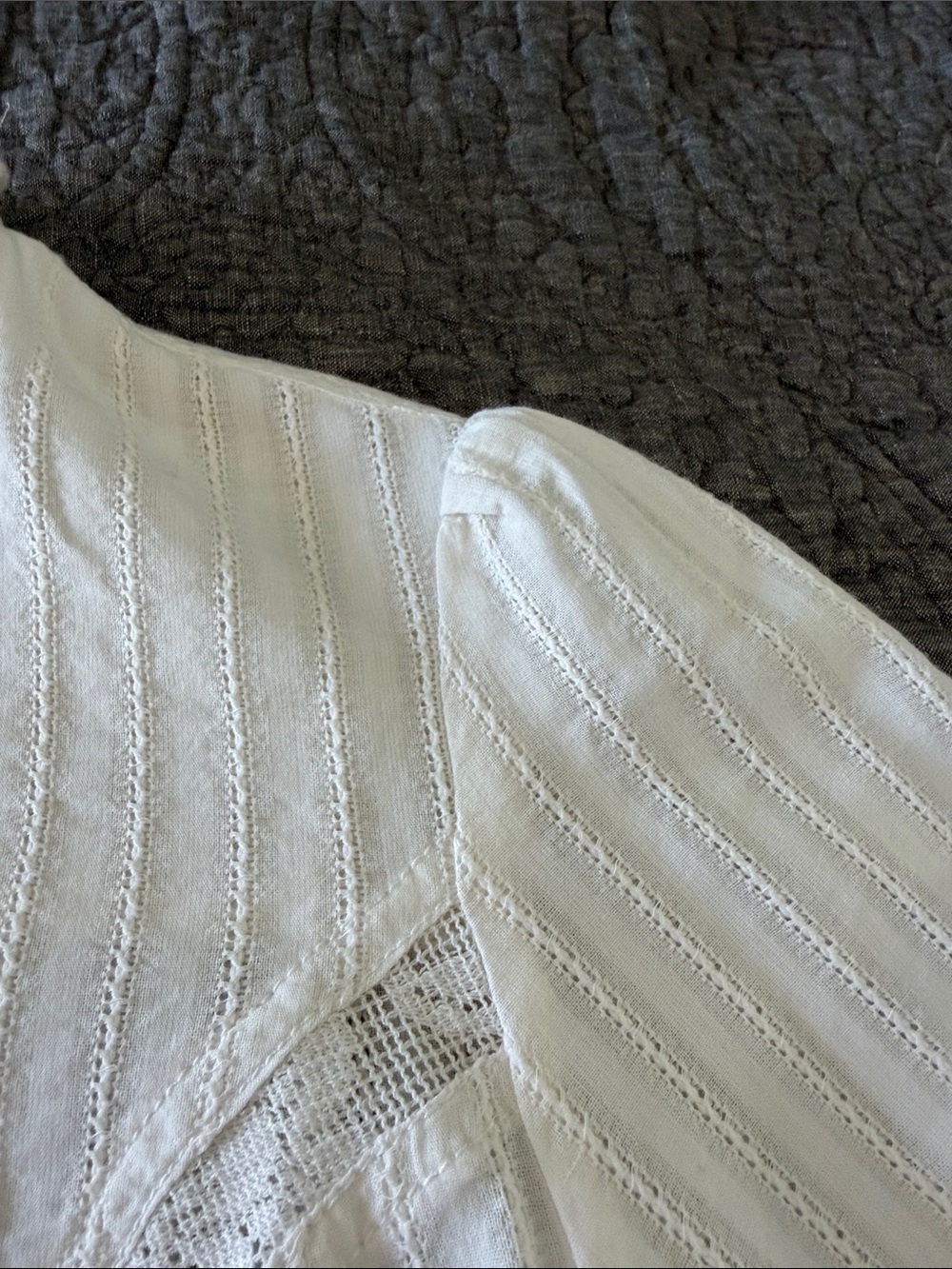 Pilcro Long-sleeve Seamed Slim Buttondown - Picture 8 of 12